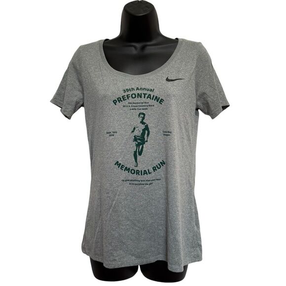 Nike Dri-Fit Steve Prefontaine Memorial Run 39th Annual 2018 Women’s Tee S NWOT - Picture 1 of 10